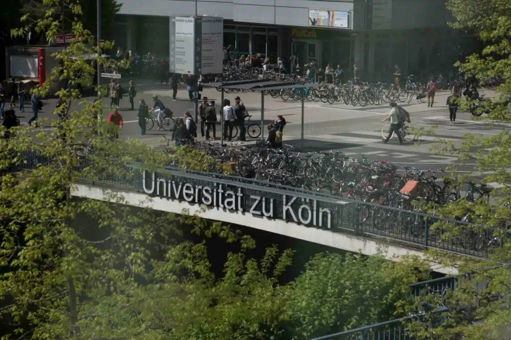 photo of the university of cologne's main square at albertus magnus platz